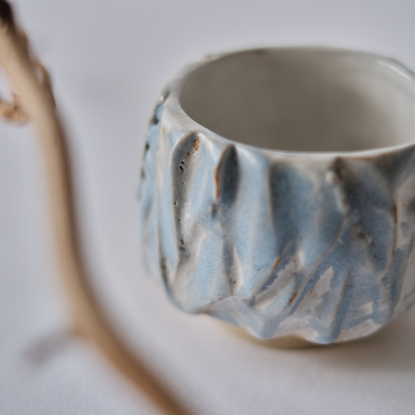 Handcrafted Kurinuki Tea Bow